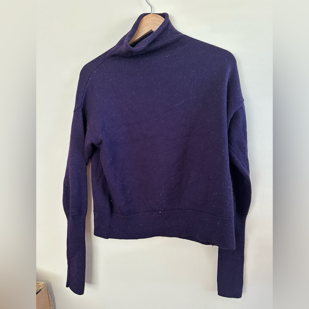 Aritzia Wilfred Cyprie Sweater